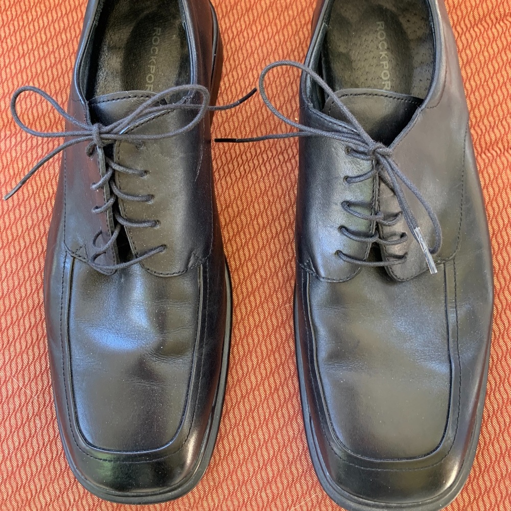 Men's Black Dress Rockport size 11 tie laces